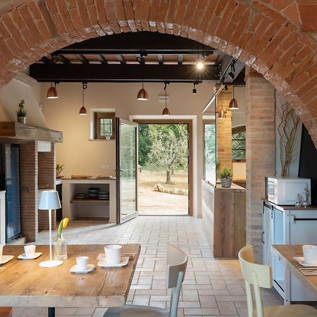 Agriturismo Tenuta I 4 Venti コッレサルヴェッティ エクステリア 写真