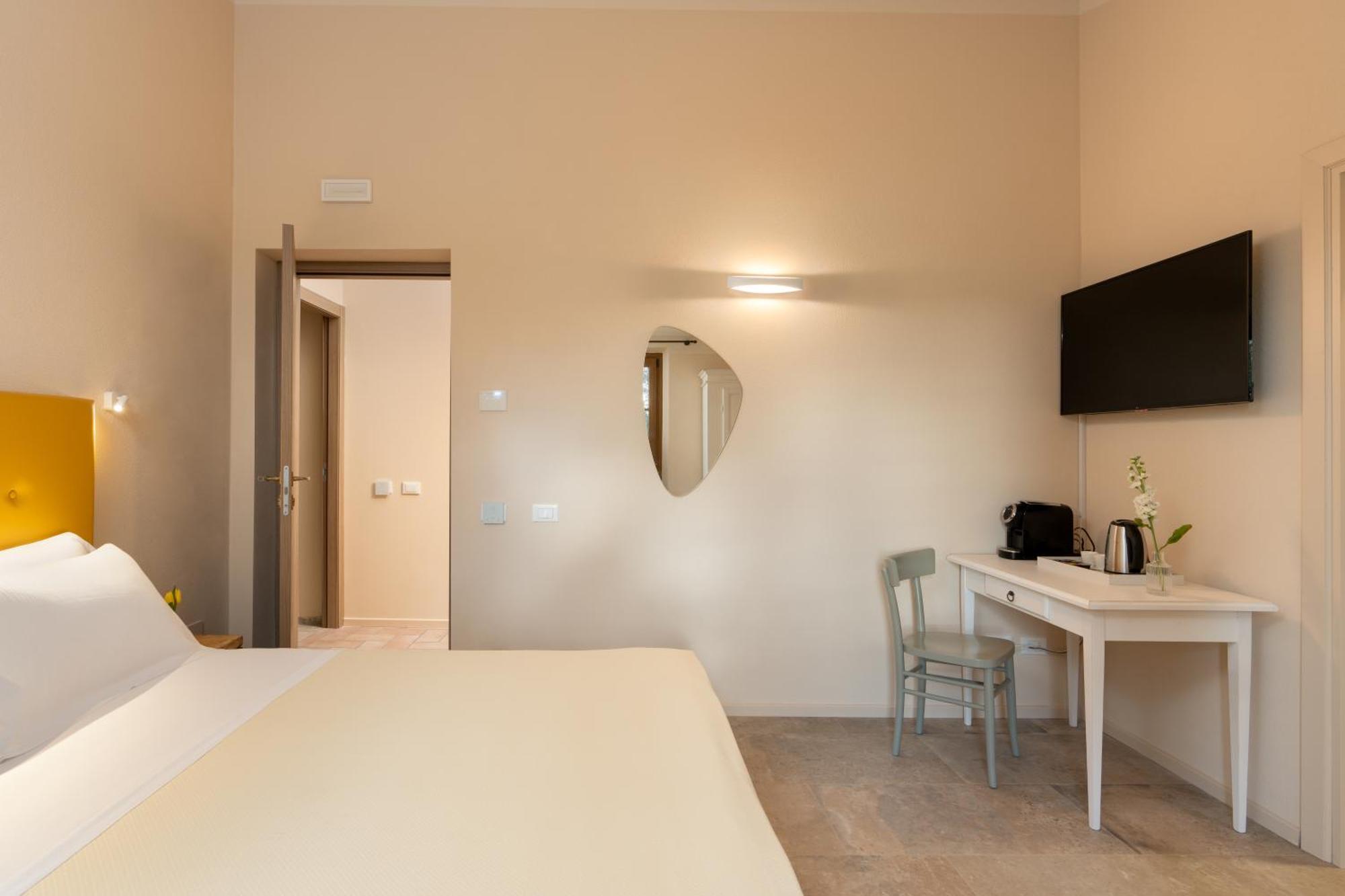 Agriturismo Tenuta I 4 Venti コッレサルヴェッティ エクステリア 写真