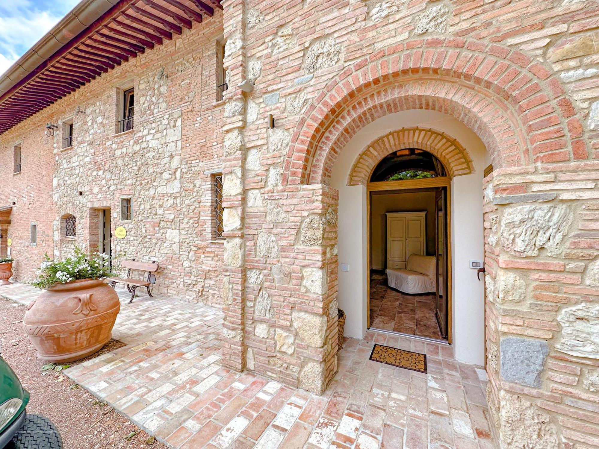 Agriturismo Tenuta I 4 Venti コッレサルヴェッティ エクステリア 写真